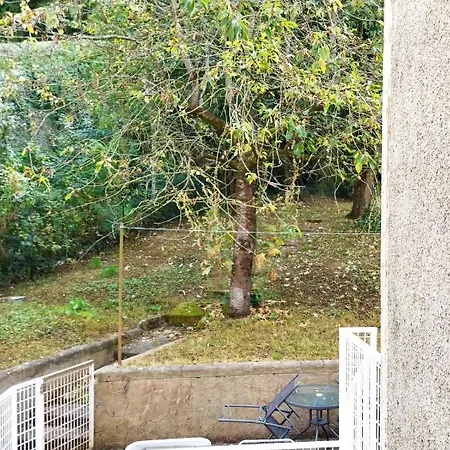 Les Remparts D'alienor Apartment