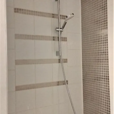 Les Remparts D'alienor Apartment *