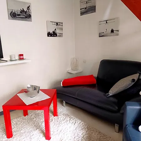 Les Remparts D'alienor Poitiers