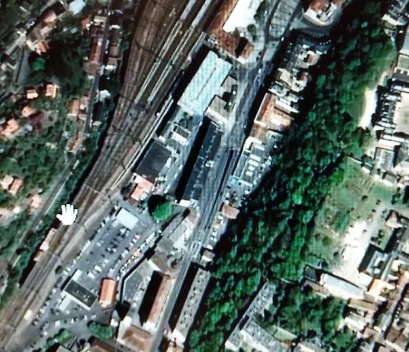 Les Remparts D'alienor * Poitiers